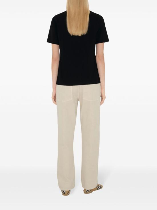 Short -sleeved t -shirt