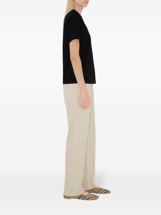 Short -sleeved t -shirt