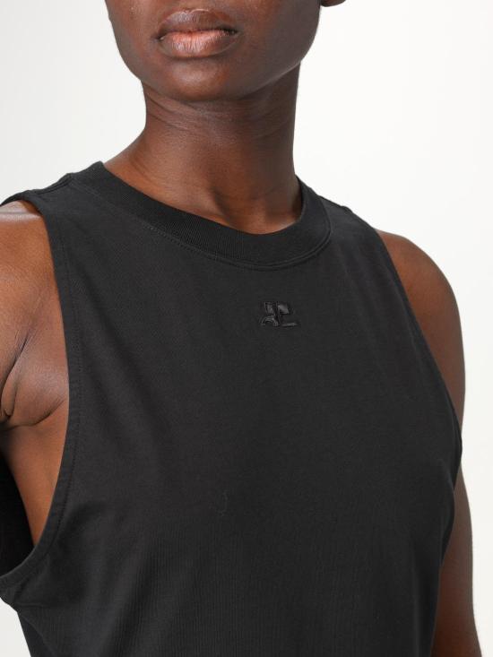 Sleeveless t -shirt