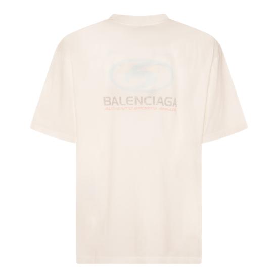Short -sleeved t -shirt