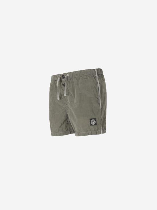 Short pants