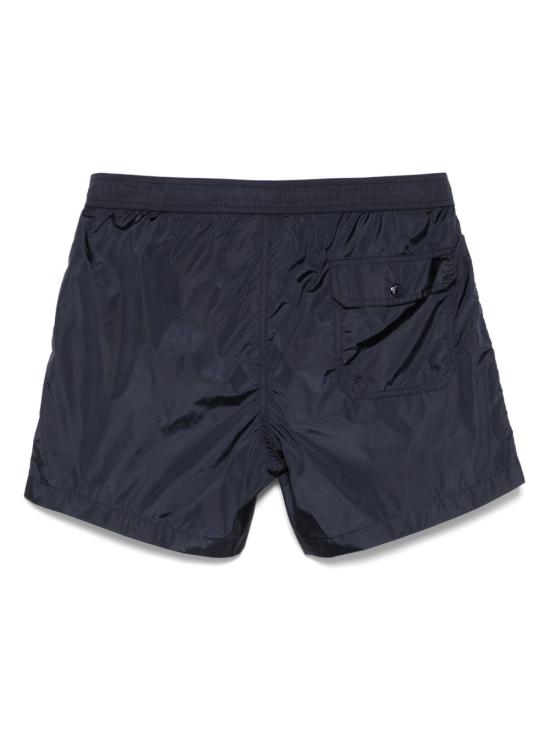 Short pants