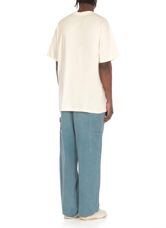 Short -sleeved t -shirt