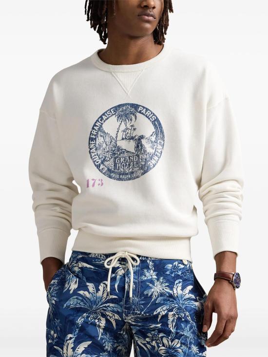 Long -sleeved t -shirt