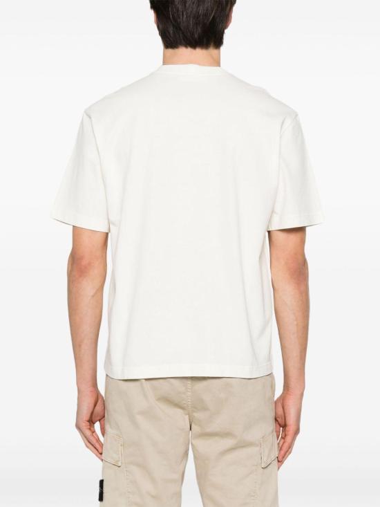 Short -sleeved t -shirt