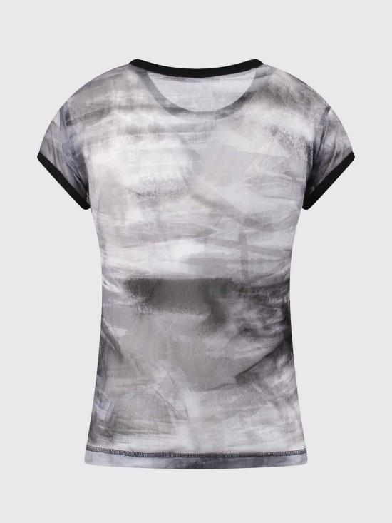 Short -sleeved t -shirt