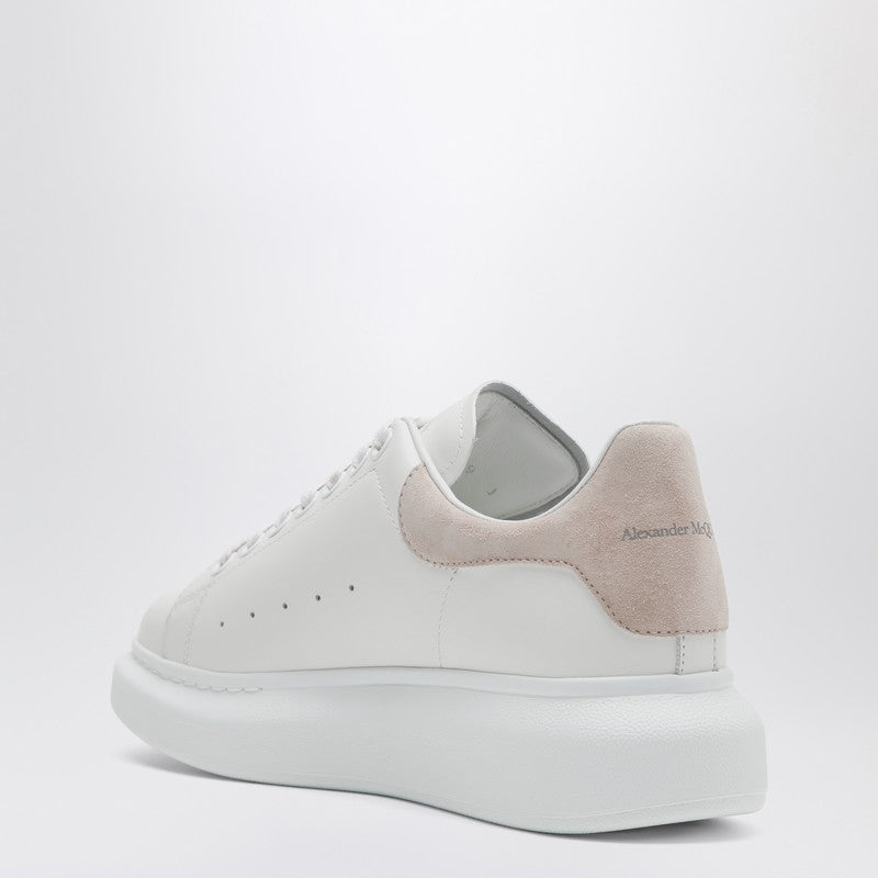 Oversized sneakers in white/patchouli