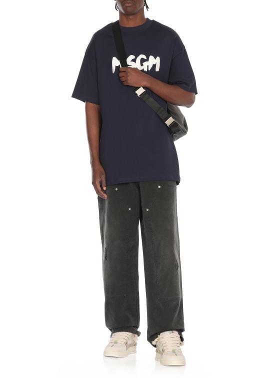 Short -sleeved t -shirt