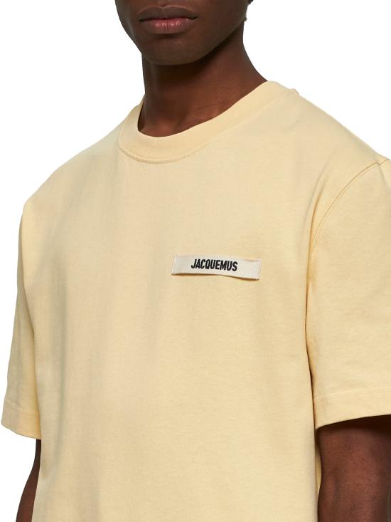 Short sleeve t -shirt