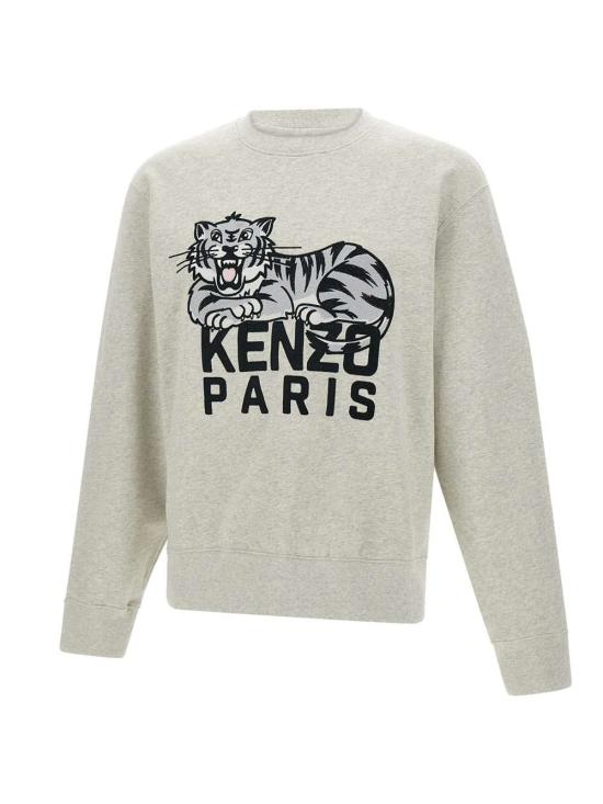 Long -sleeved t -shirt