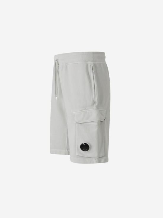 Short pants