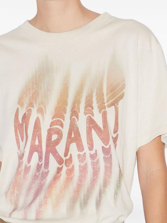 Short -sleeved t -shirt