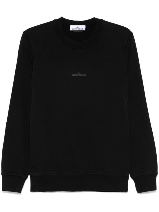 Long -sleeved t -shirt