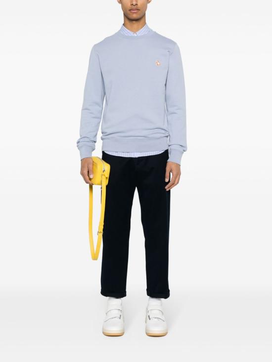 Long -sleeved t -shirt