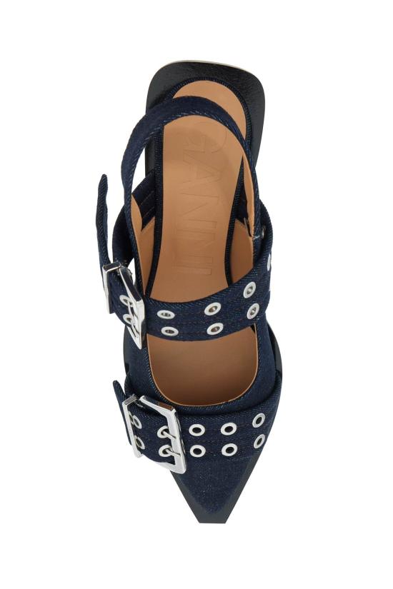 Flat shoes
