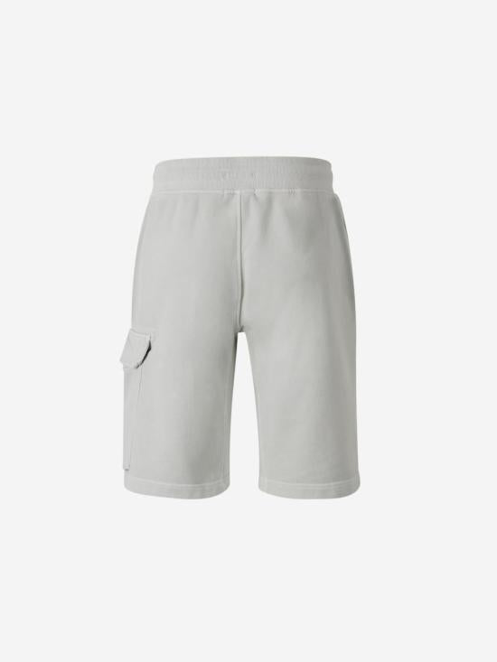 Short pants