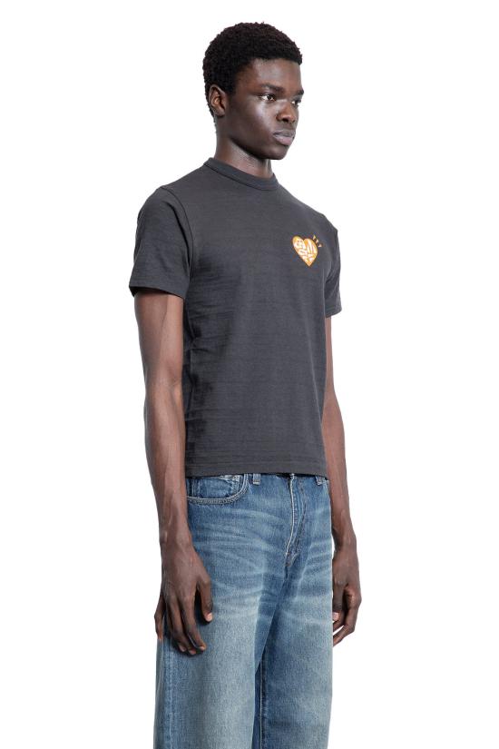 Long -sleeved t -shirt