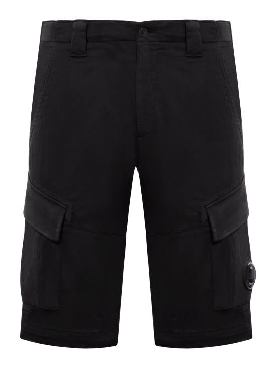 Short pants