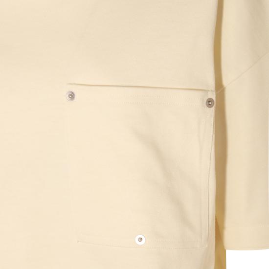 Short -sleeved t -shirt