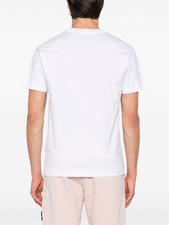 Short -sleeved t -shirt