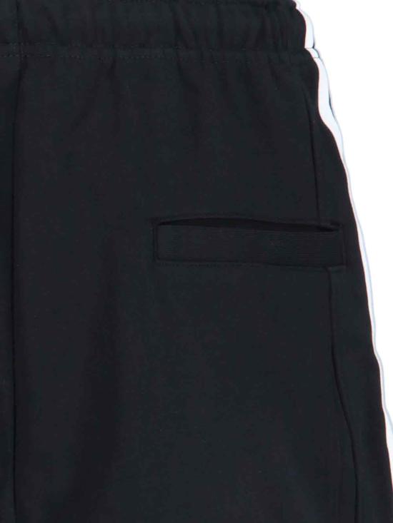 Short pants