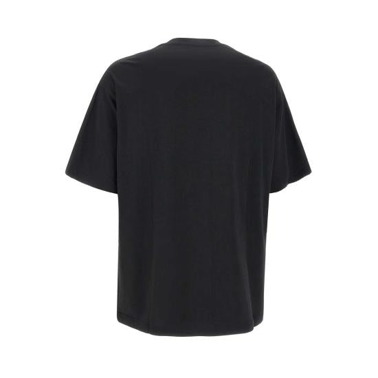 Short -sleeved t -shirt