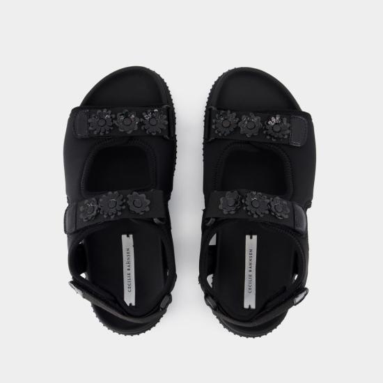 Sandal
