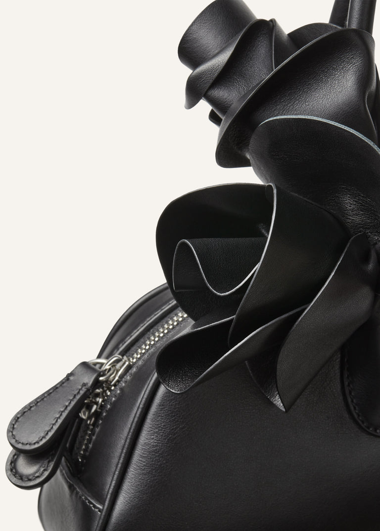 BRIGITTE TRAPEZE BAG IN LEATHER