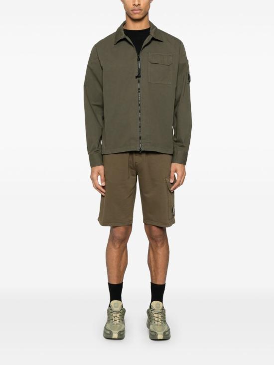 Short pants