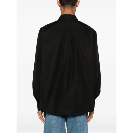 Long -sleeved shirt