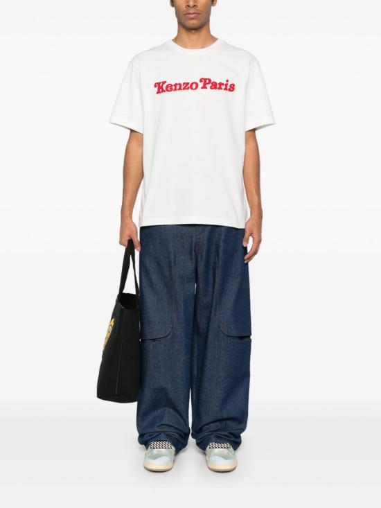 Short -sleeved t -shirt