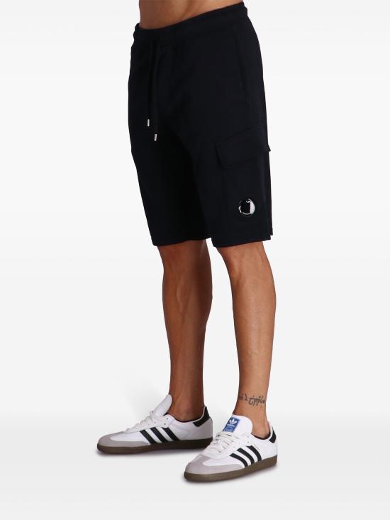 Short pants