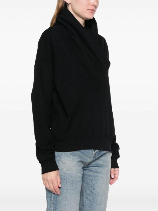 Long -sleeved t -shirt