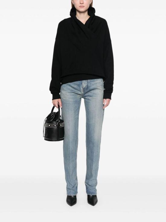 Long -sleeved t -shirt