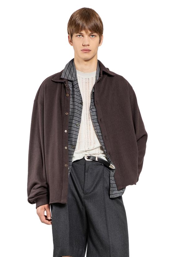 Long -sleeved shirt