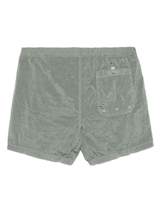 Short pants