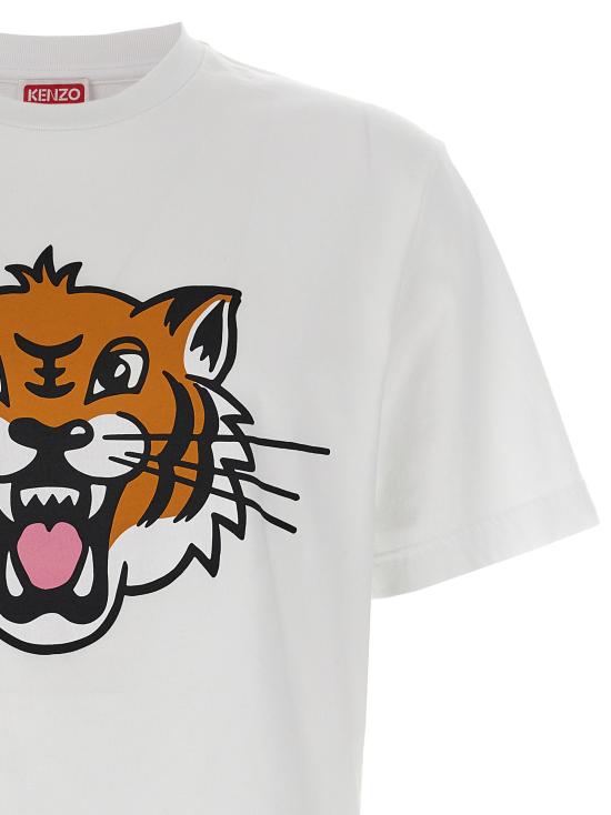 Short -sleeved t -shirt
