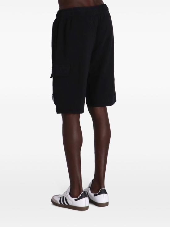 Short pants
