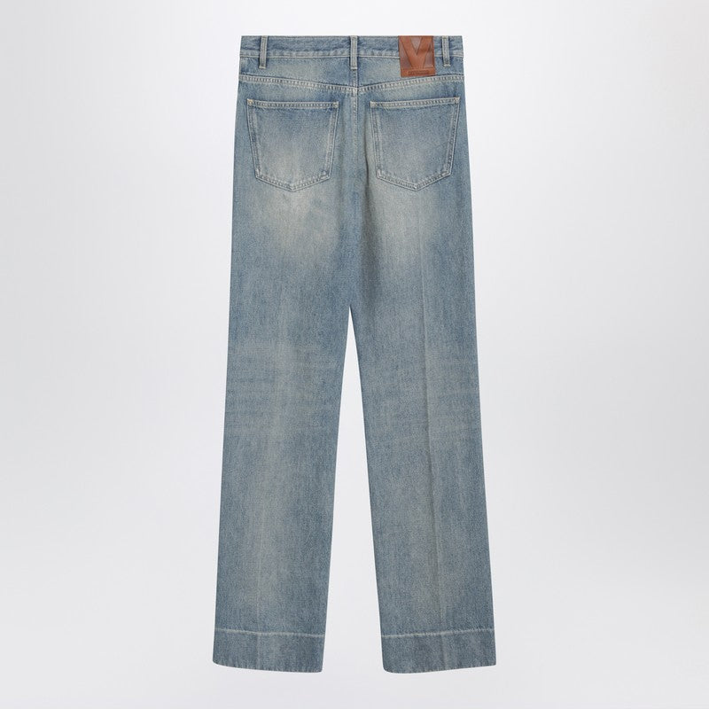 Light blue washed-effect jeans