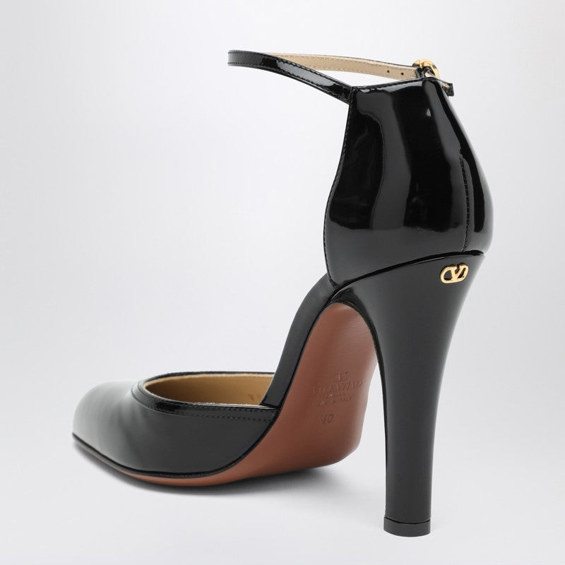 Hi Dolly black patent leather pumps