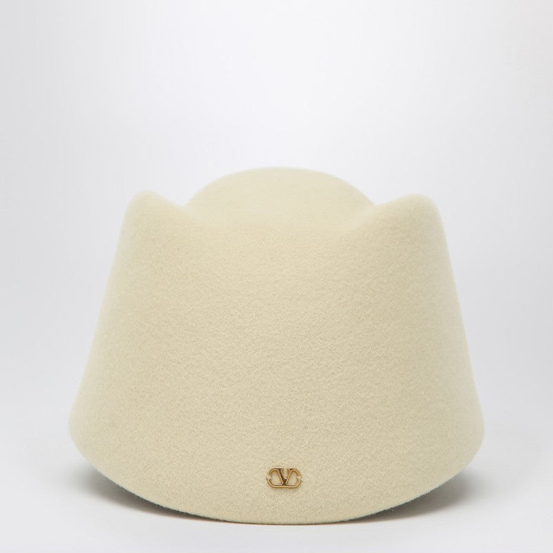 Vlogo Signature hat in cream colour wool