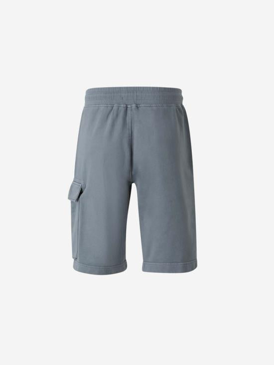 Short pants