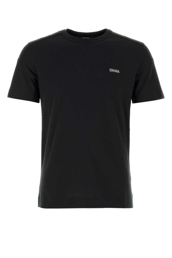 Short -sleeved t -shirt