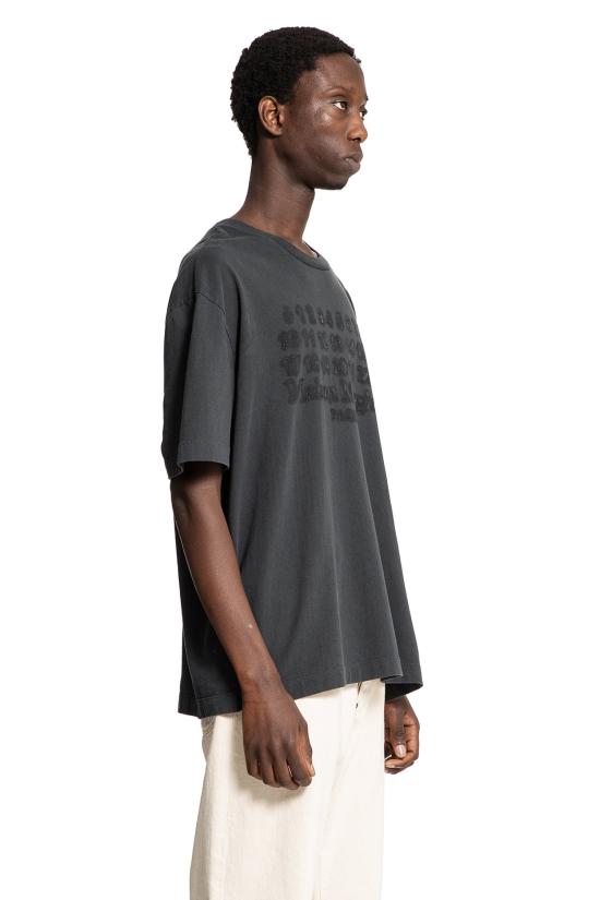 Long -sleeved t -shirt