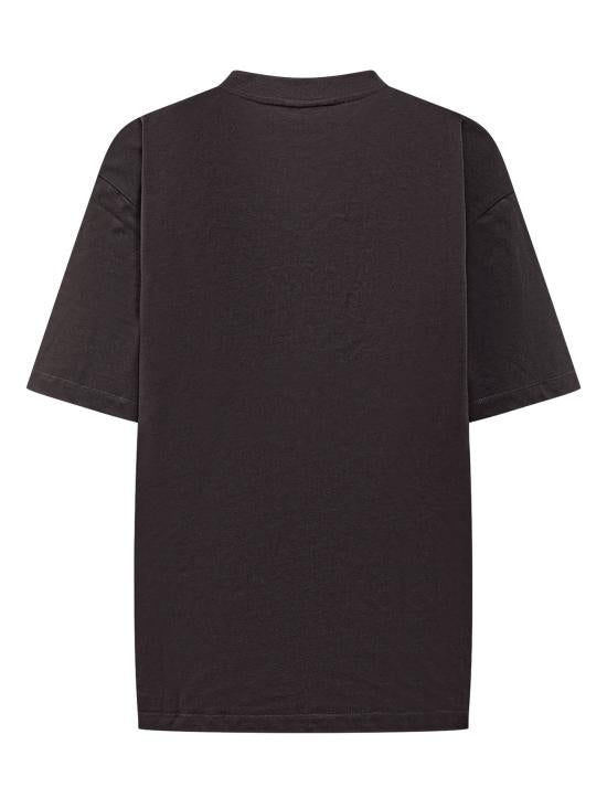 Short -sleeved t -shirt