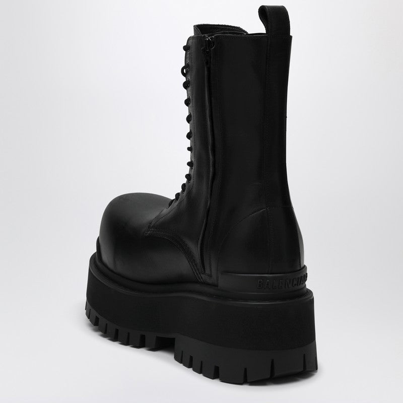 Giant Platform Boot In Black