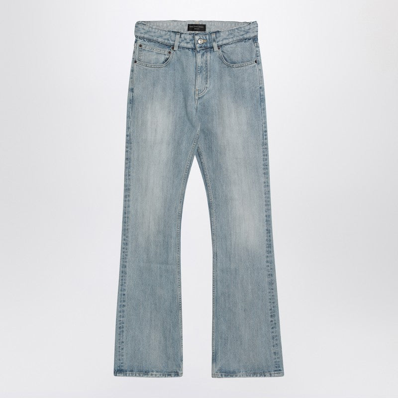 Low-waisted Blue Jeans