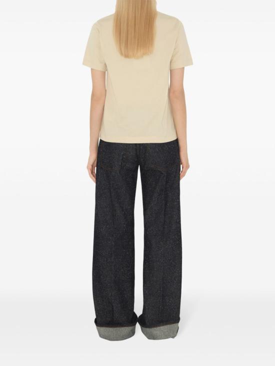 Short -sleeved t -shirt