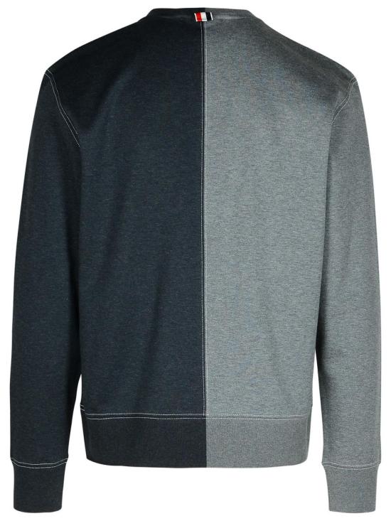 Long -sleeved t -shirt