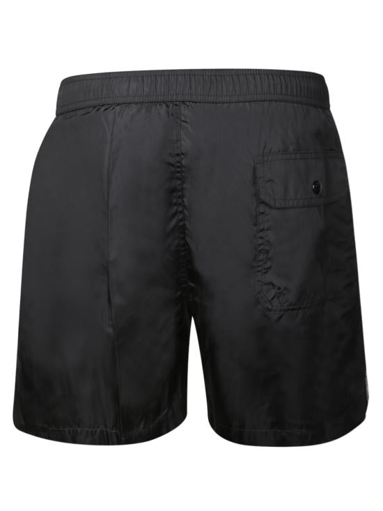 Short pants